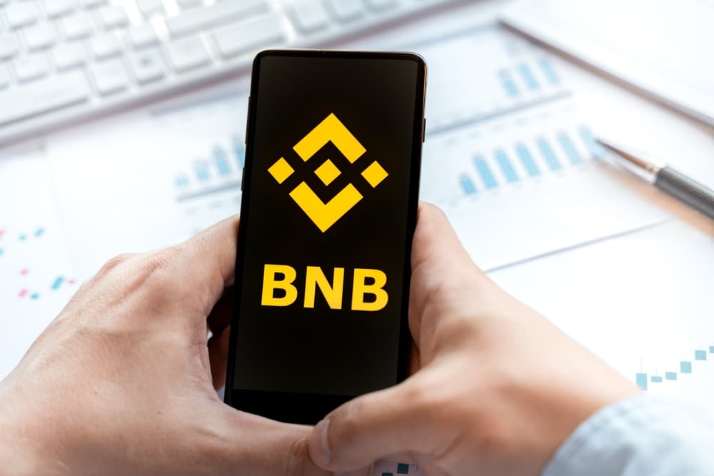 BNB Wins "Uptober" Despite Analysts Accusing Binance of Triggering Market Crash